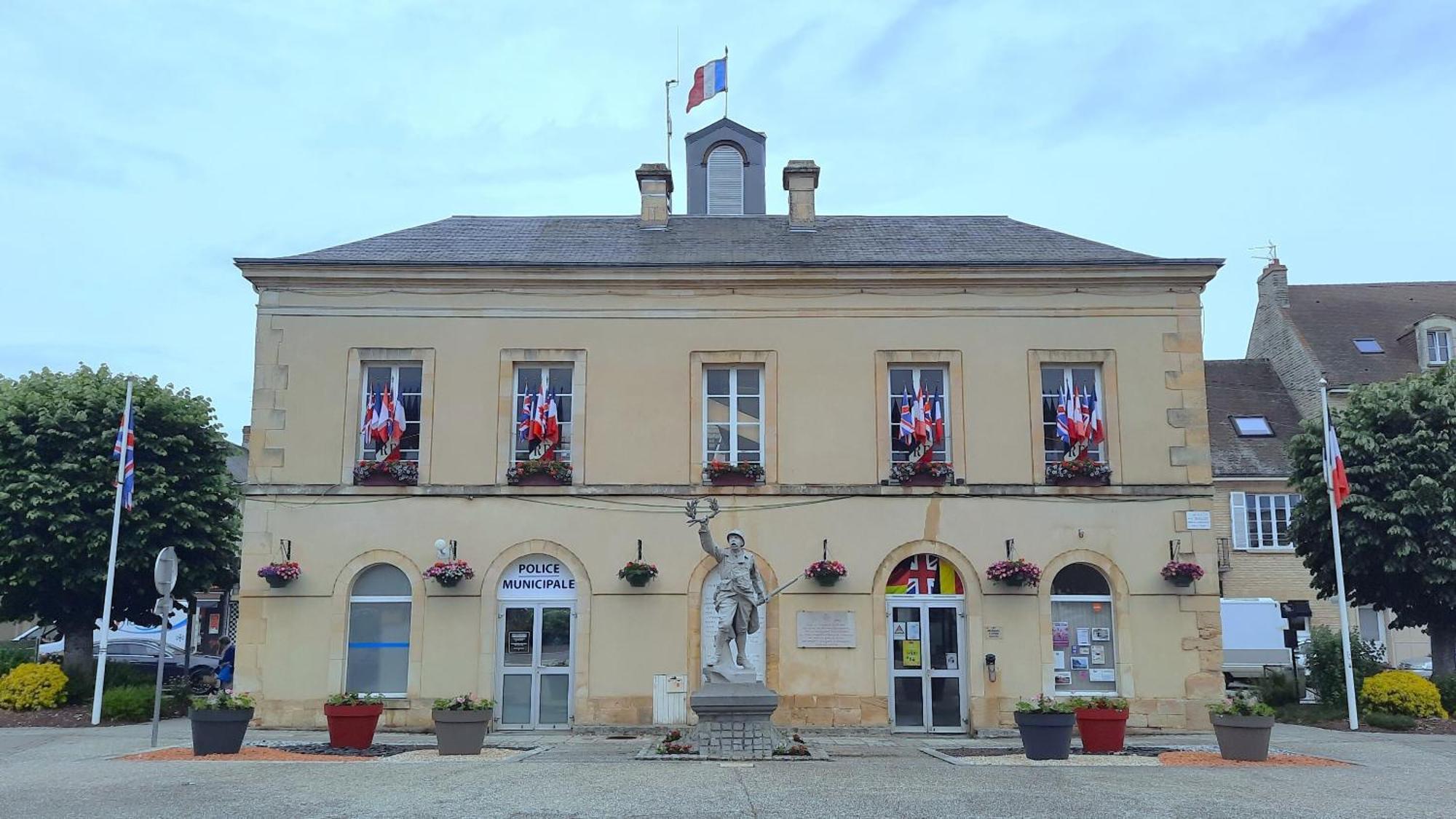 La Maison Du Pays D'Auge Troarn ภายนอก รูปภาพ